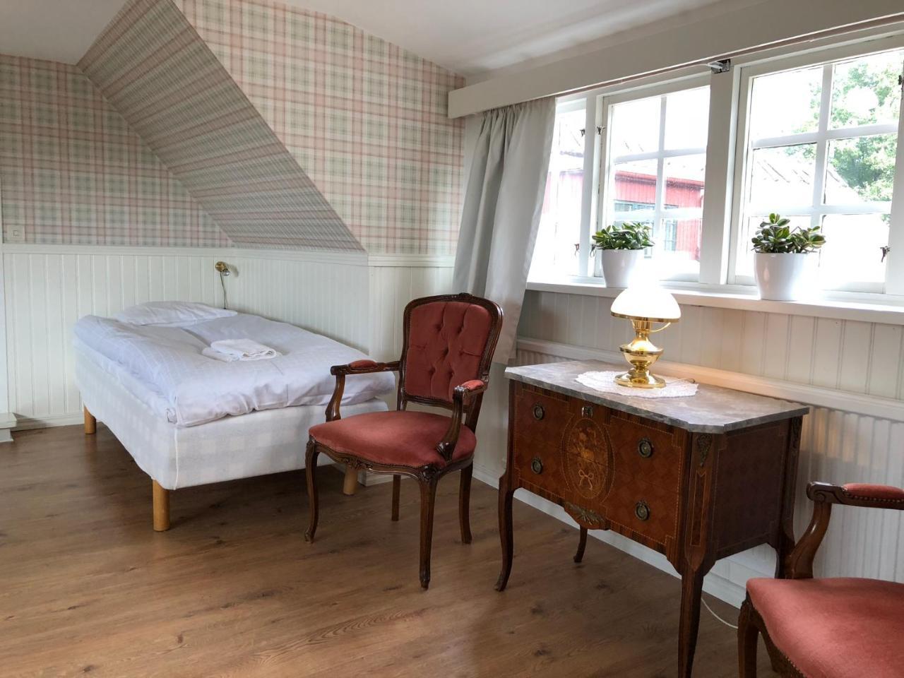 Husargardens Bed & Breakfast Sjobo Экстерьер фото
