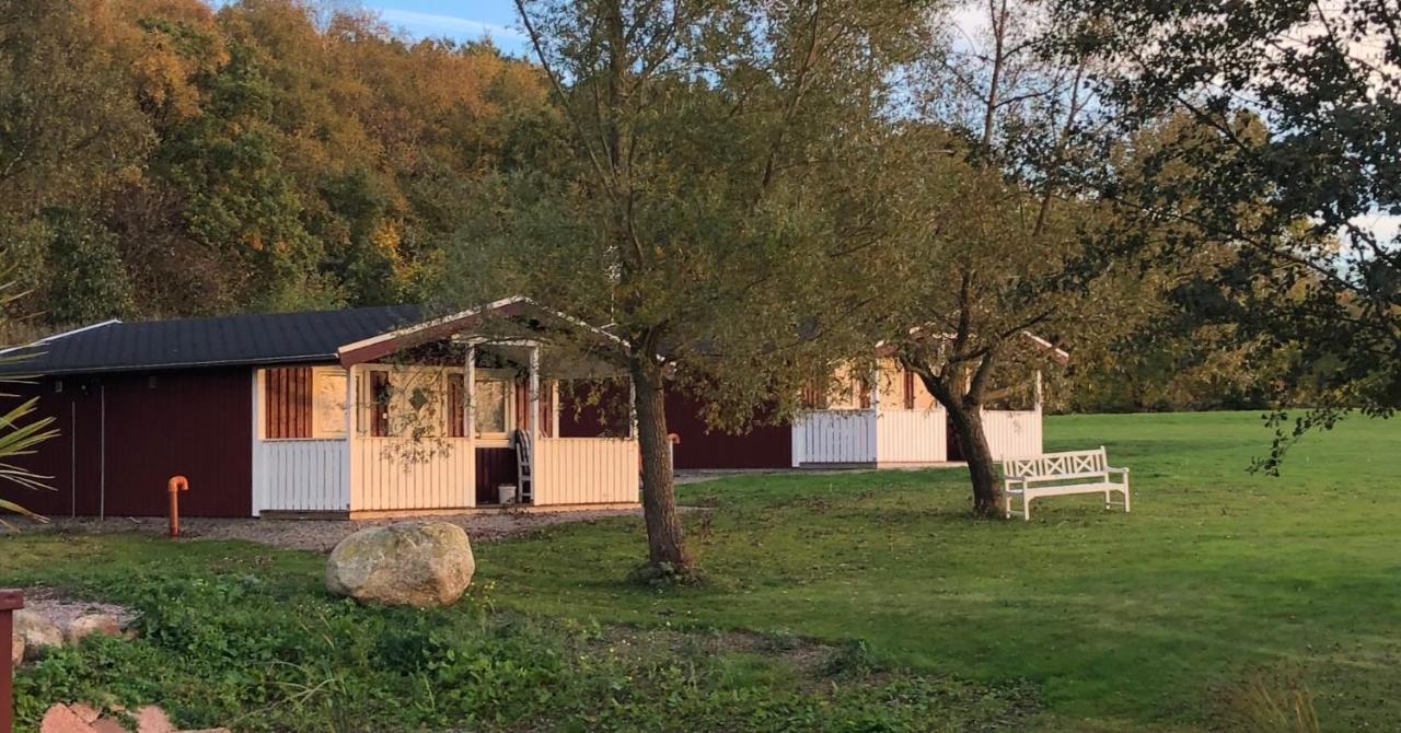 Husargardens Bed & Breakfast Sjobo Экстерьер фото